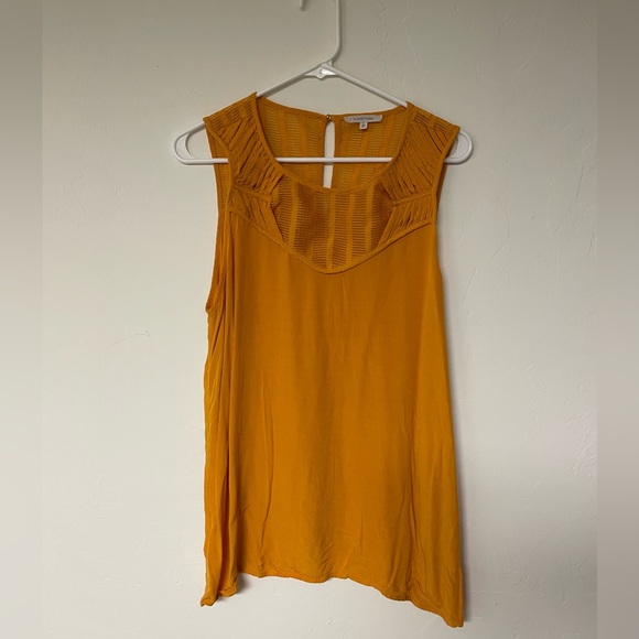 Mustard yellow sleeveless top - Picture 4 of 4